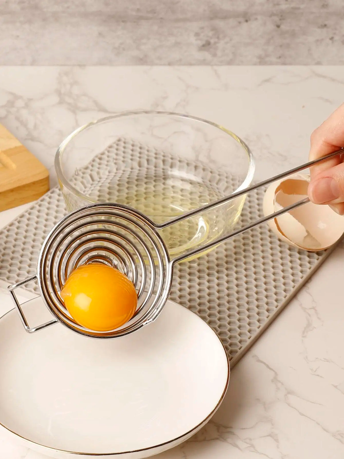 Stainless Steel Egg Separator, Easy Yolk & Egg White Separator — product view 4
