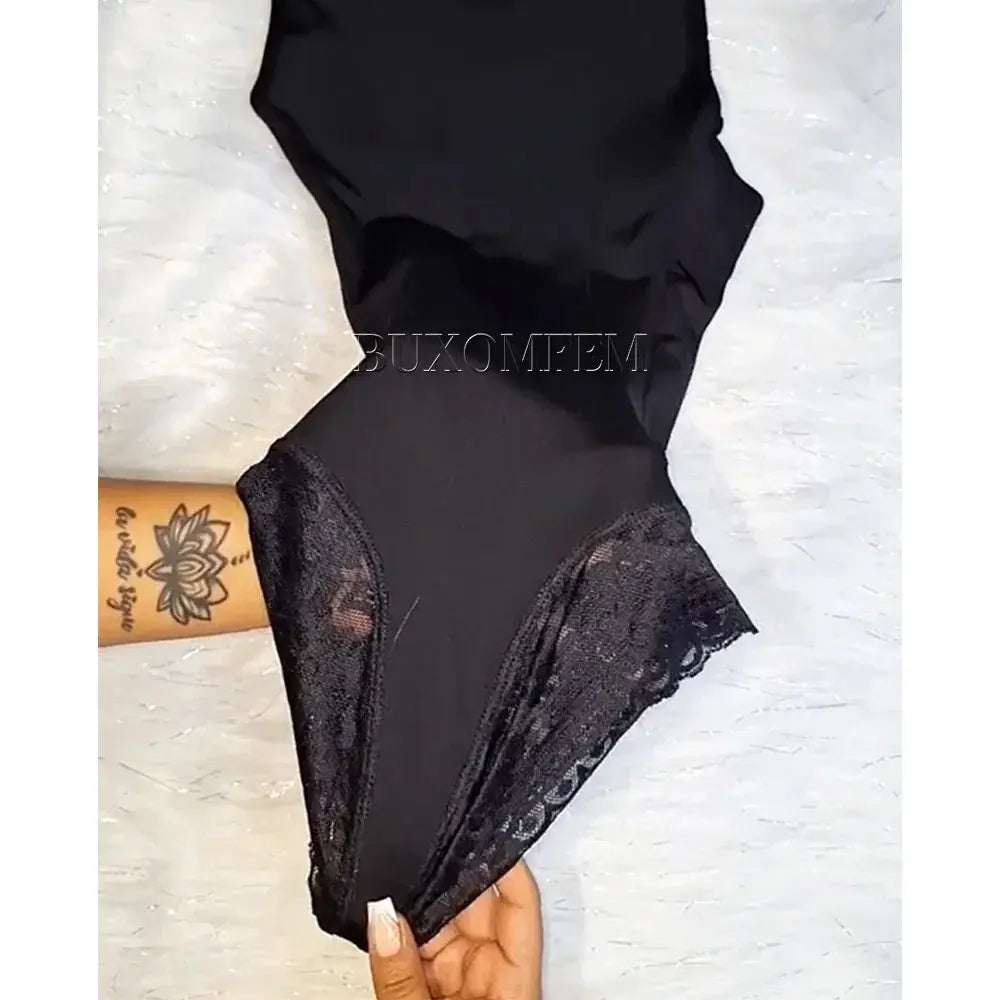 Invisible Seamless Thong Shapewear Bodysuit for Comfort