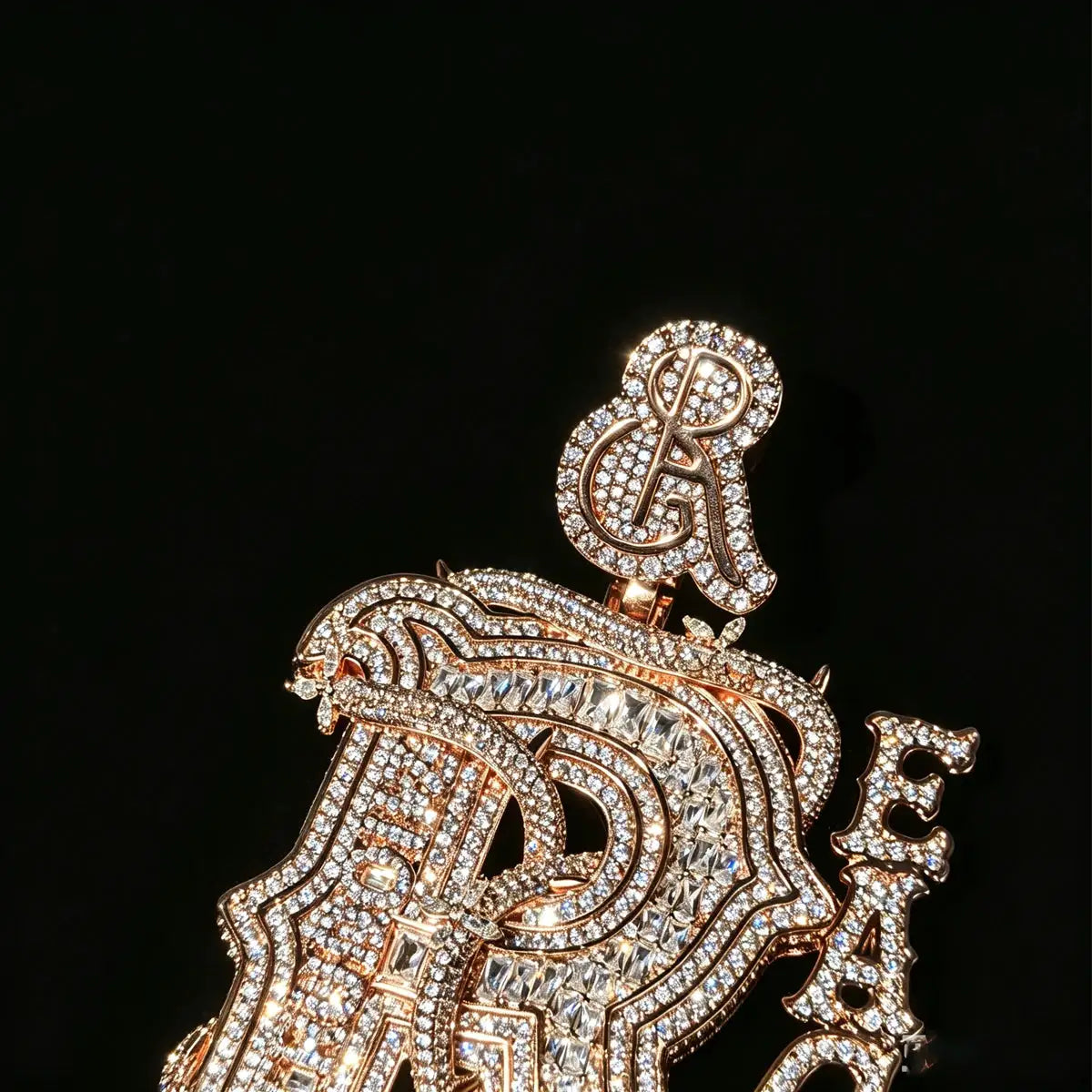 Custom R Letter Pendant Gold Plated — product image 3