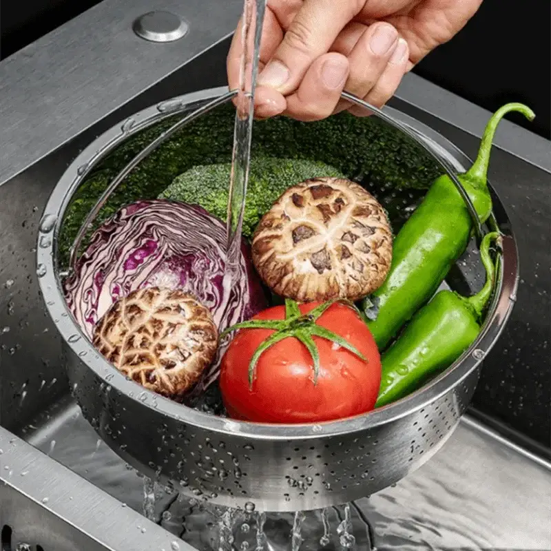 Stainless Steel Steamer Basket With Silicone Handle 44 cm