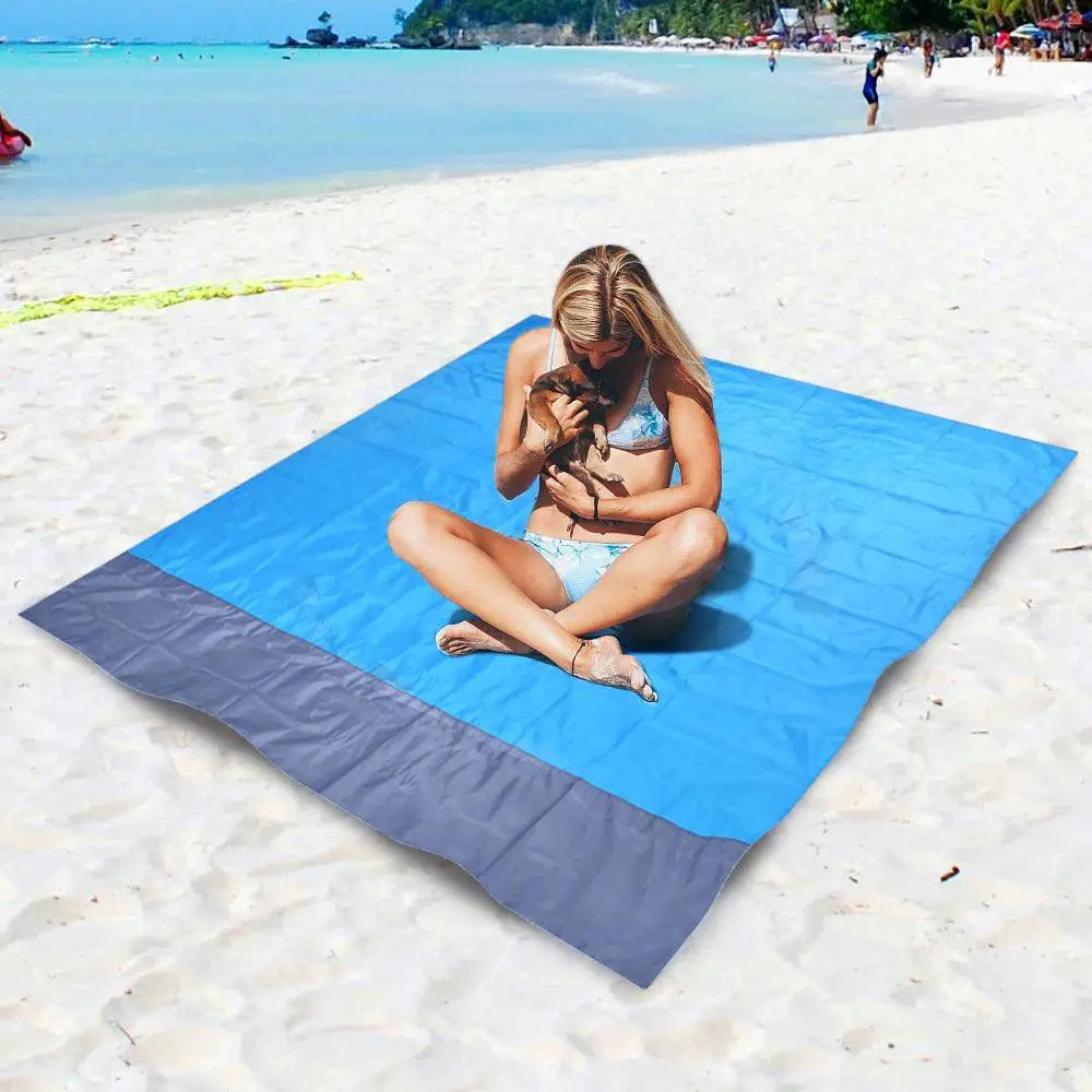 Portable Waterproof Outdoor Blanket For Beach And Picnics