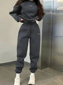 Cozy Women Tracksuit Set for Casual Wear