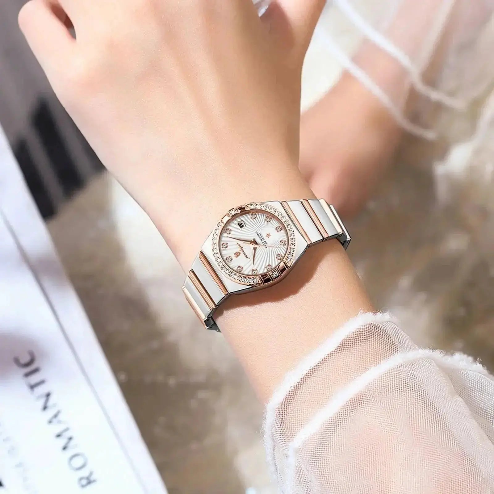 POEDAGAR Women's Elegant Stainless Steel Quartz Watch