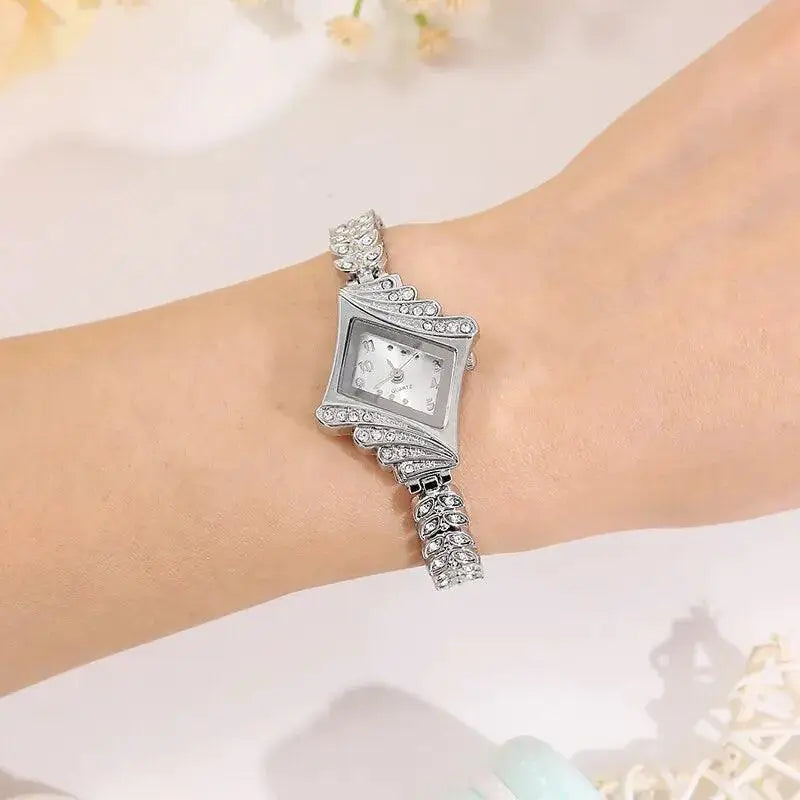 Elegant Heart Rhinestone Womens Watch Luxe Timeless Style