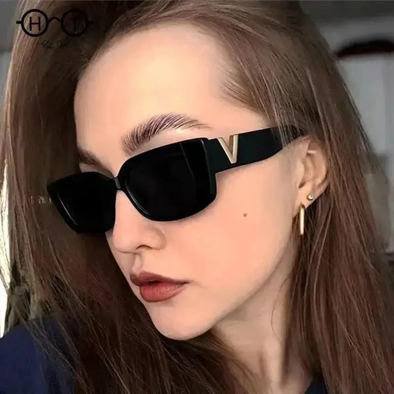 Vintage Retro Rectangle Sunglasses For Women Black Frame