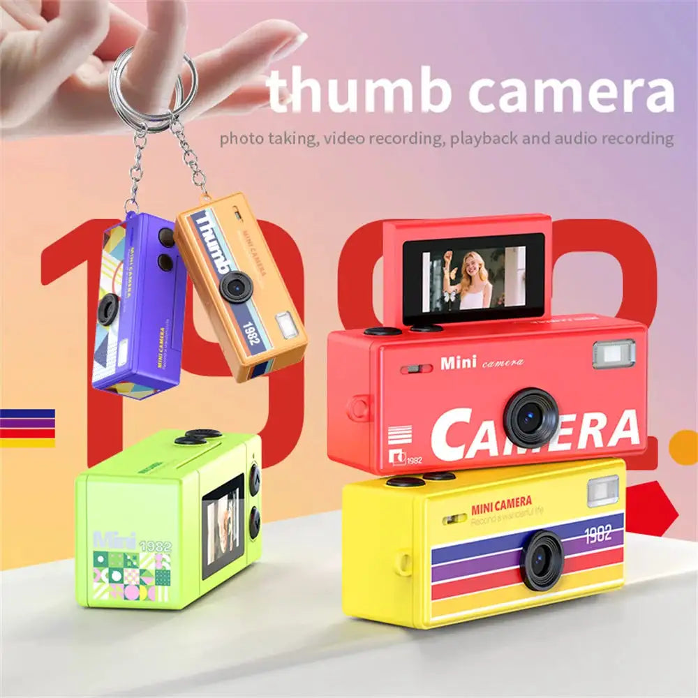 Thumb Keychain Camera Flip — product view 3