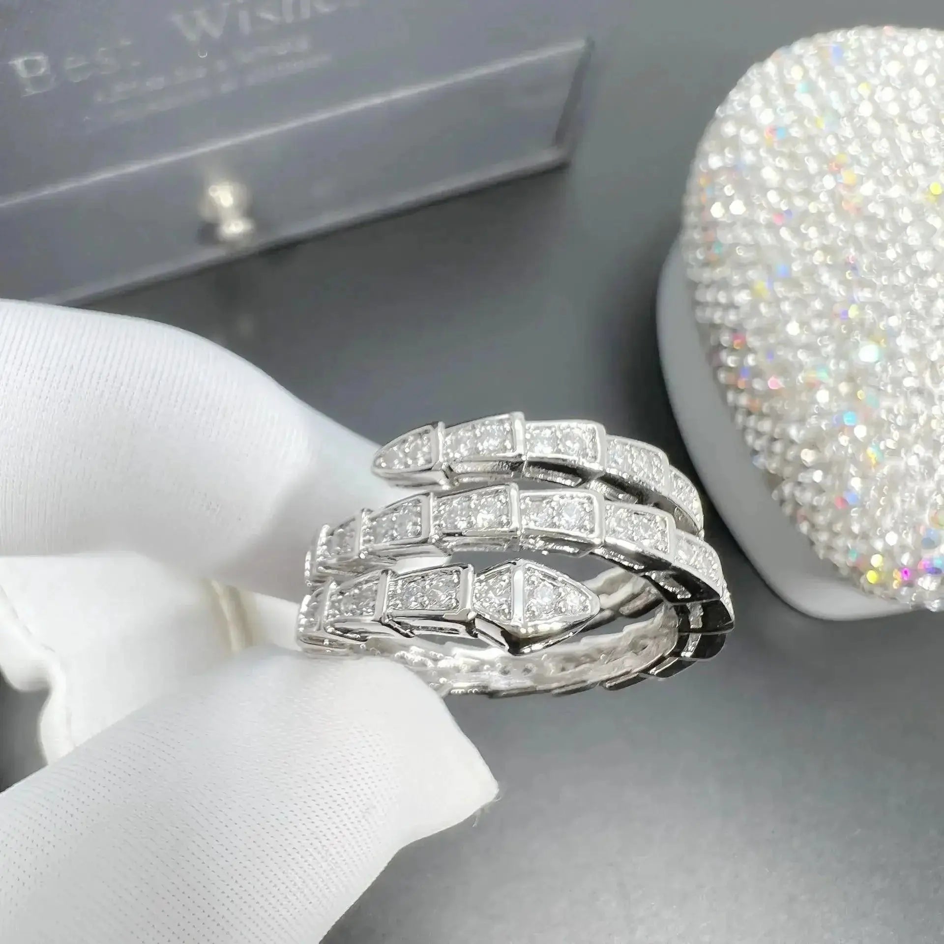 Luxury Crystal Snake Ring Exquisite Zircon Jewelry