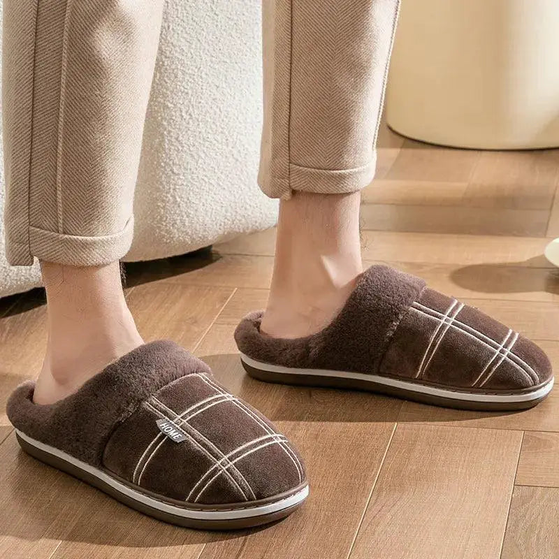 Men Large Plaid Memory Foam Slippers For Cozy Comfort