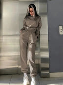 Cozy Women Tracksuit Set for Casual Wear