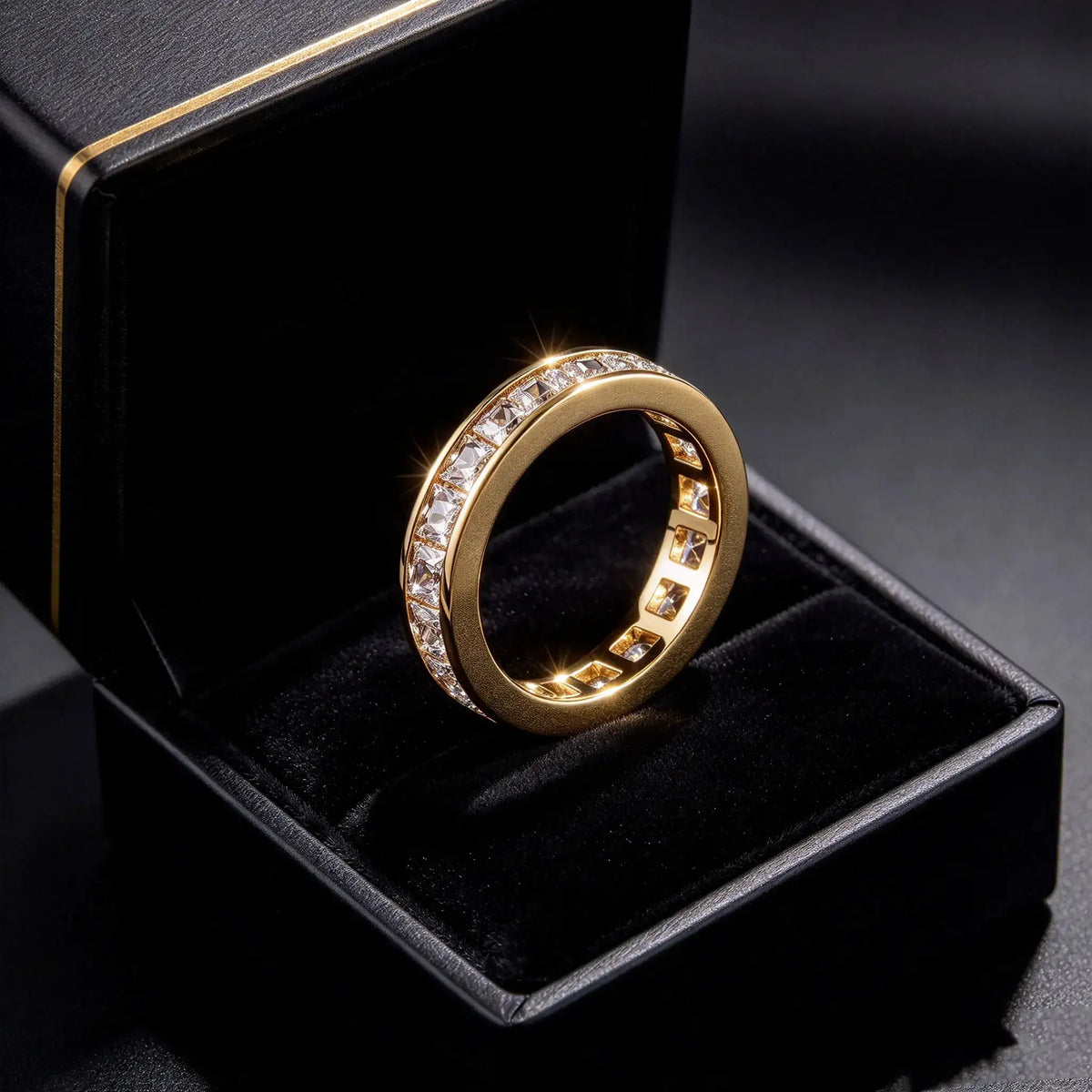 Luxury Zircon Full Circle Couple Ring — product image 1