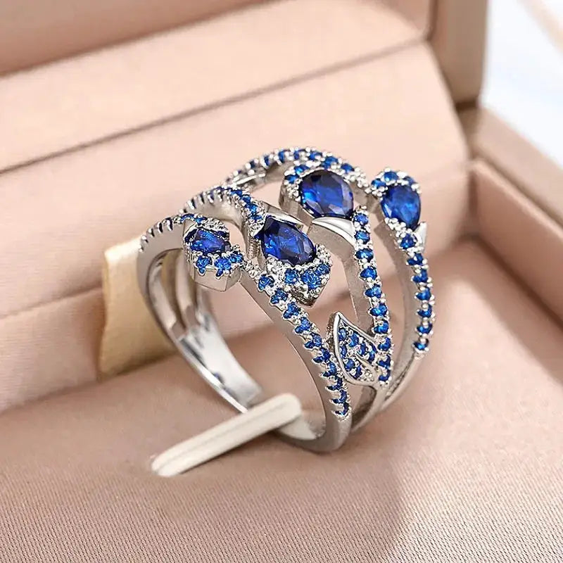 Vintage Blue Floral Platinum Ring — product image 5