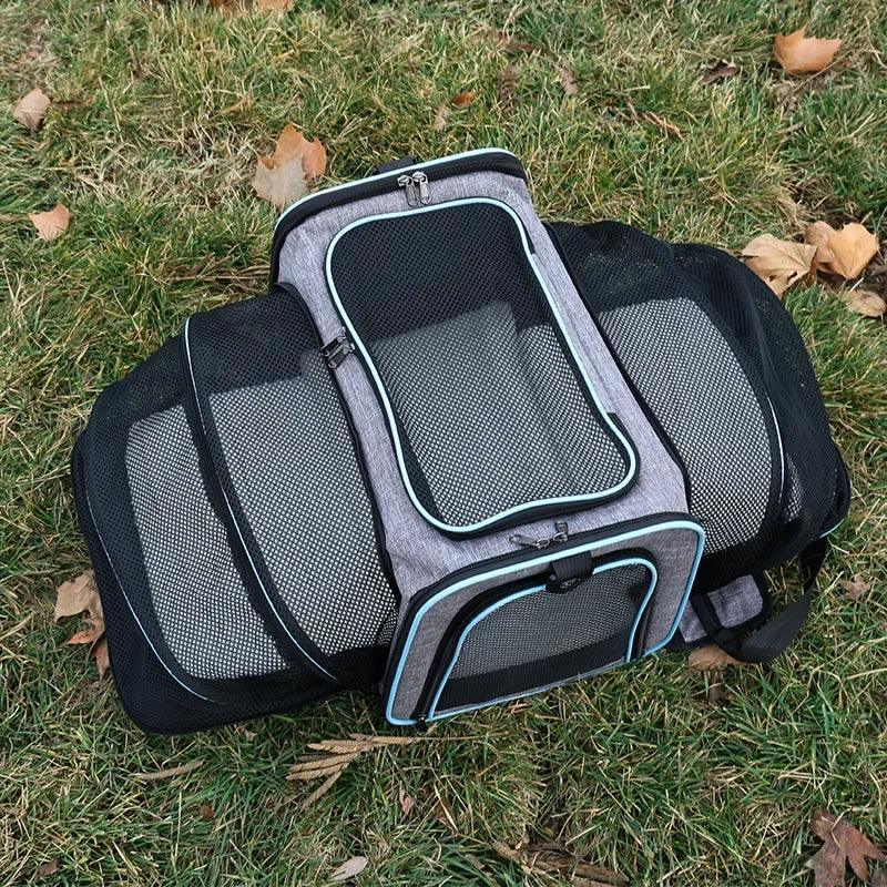 Portable Soft Sided Cat Carrier Handbag With Expandable Bag