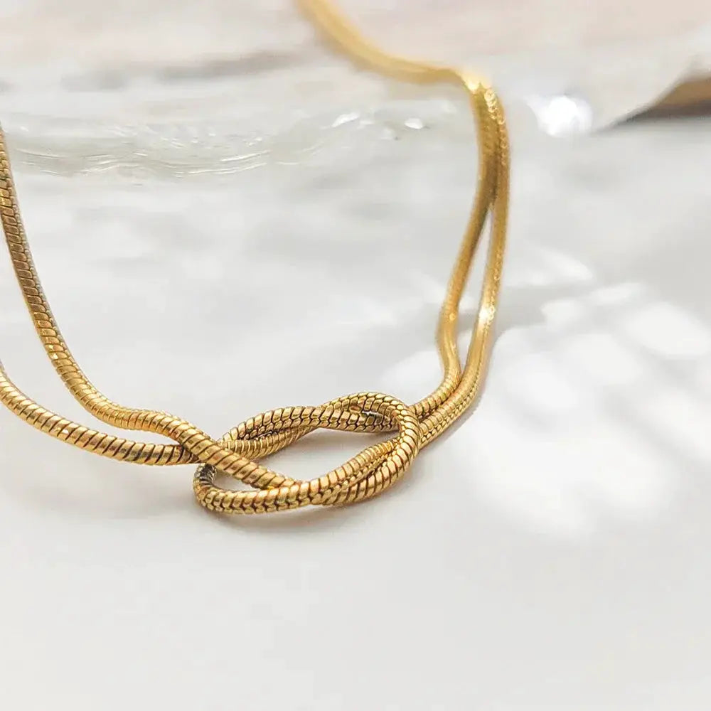 EManco Elegant Minimalist Jewelry 14k Gold Plated Necklace