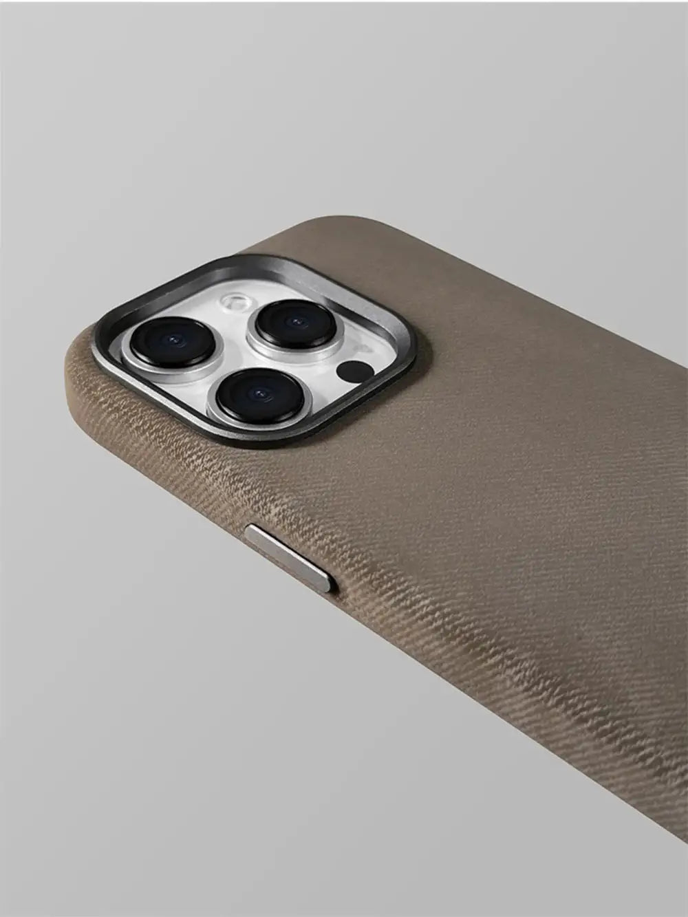MagSafe Leather Case - Shockproof iPhone Cover