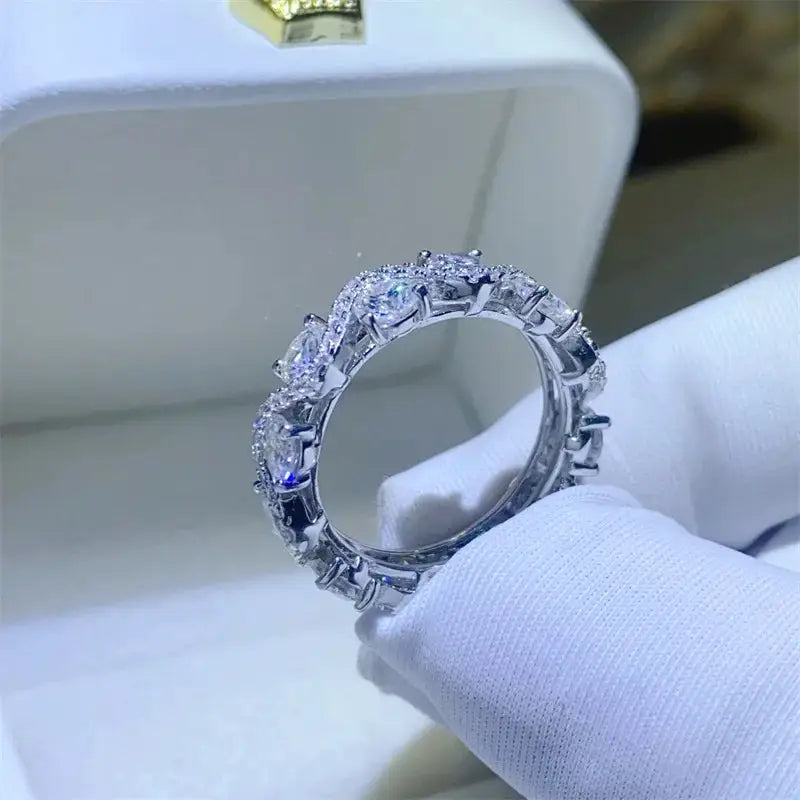 Sterling Silver Moissanite Wavy Ring — product image 5