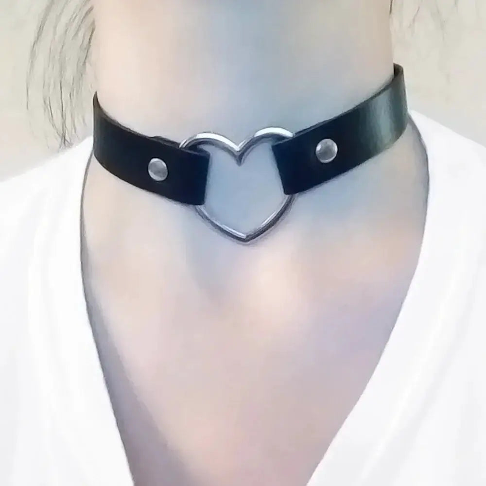Vintage Gothic Heart Choker Necklace Jewelry Sexy Trendy