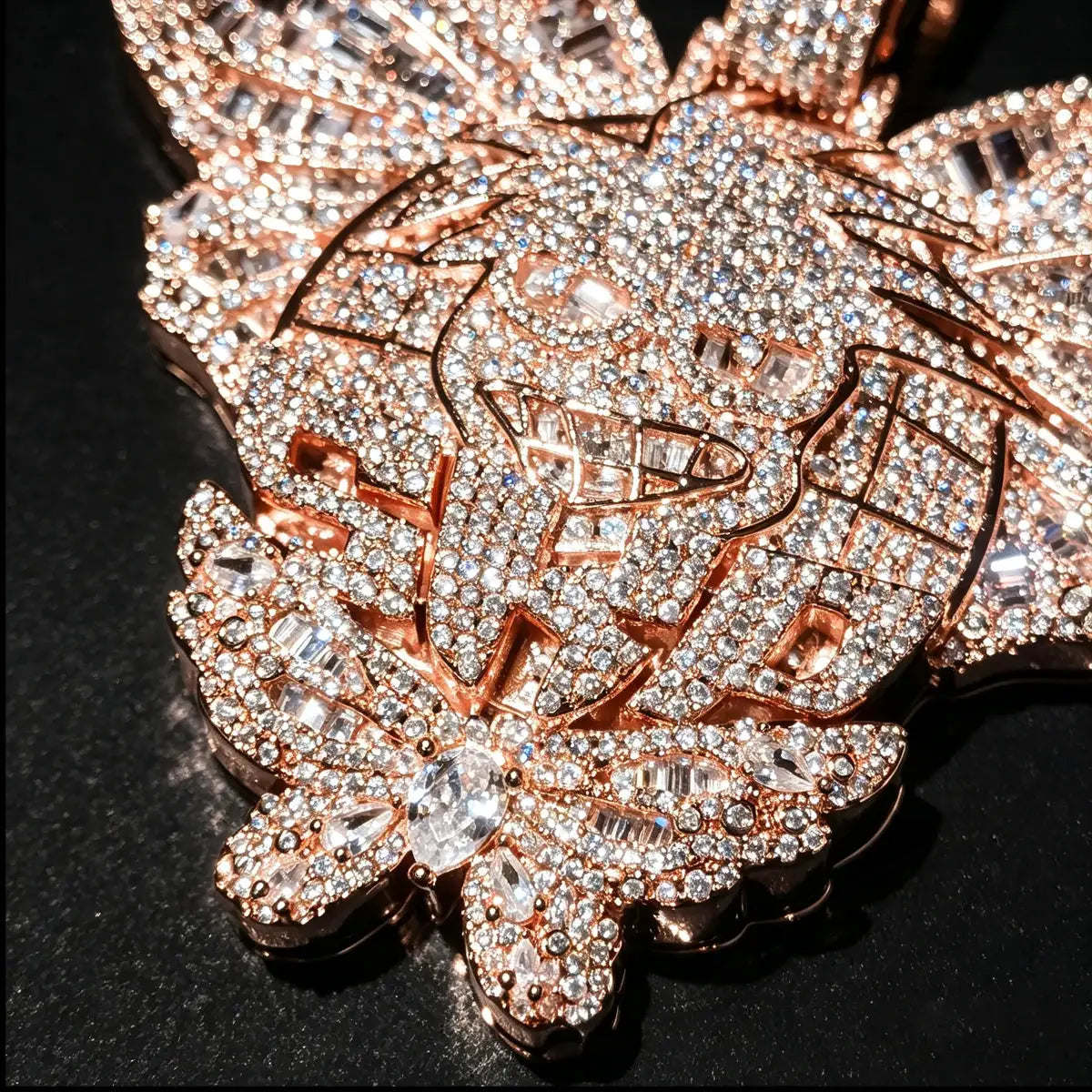 Full Diamond Iced‑Out Butterfly Cartoon Pendant Hip Hop — product view 5