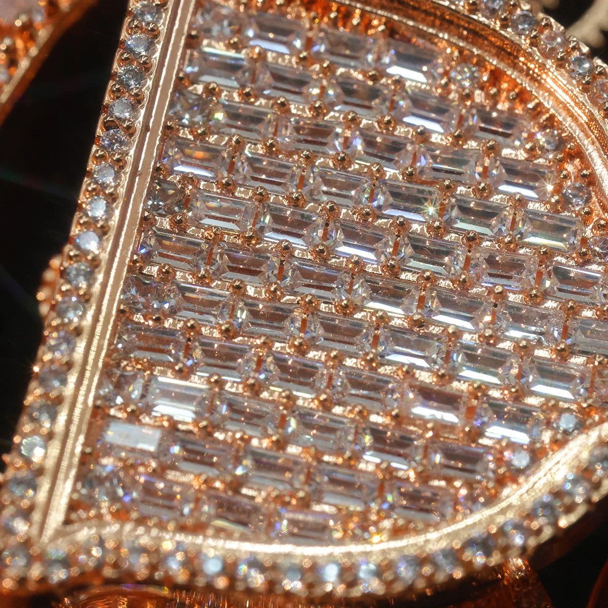 Men's Iced Out Heavyweight Hip