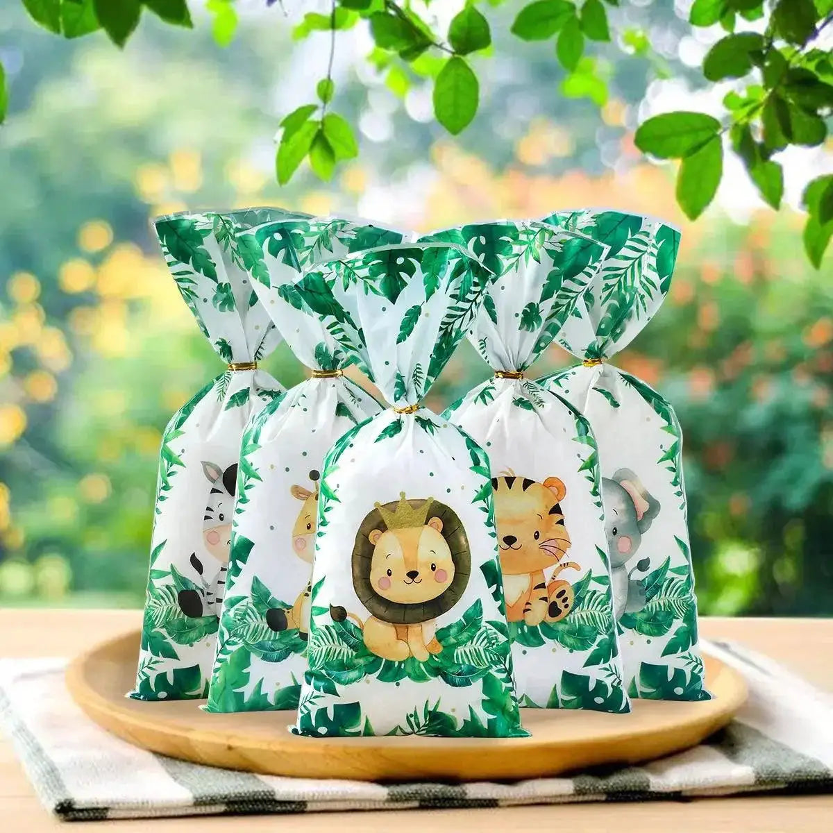 Wild Jungle Animals Candy and Gift Bags for Kids Parties