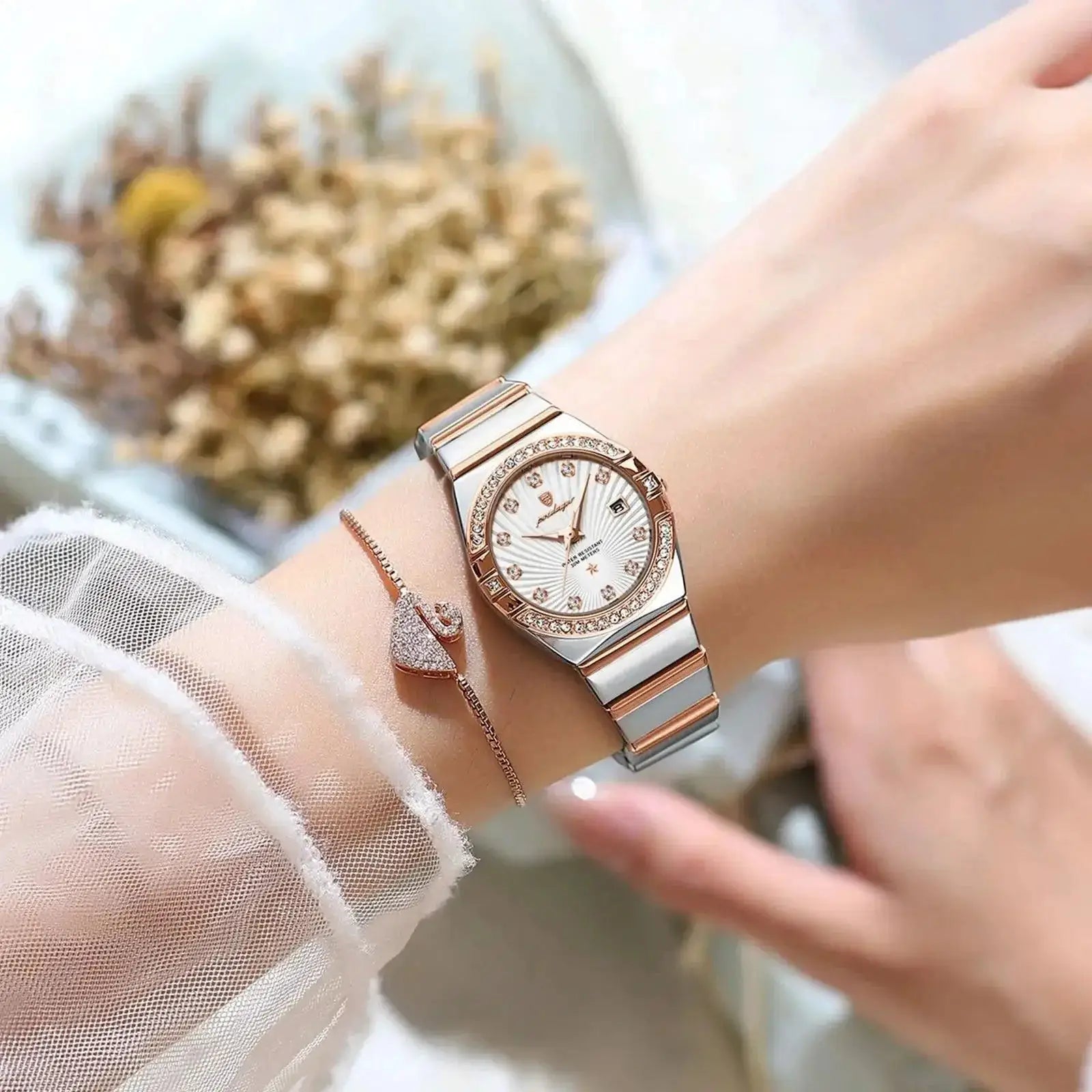 POEDAGAR Women's Elegant Stainless Steel Quartz Watch