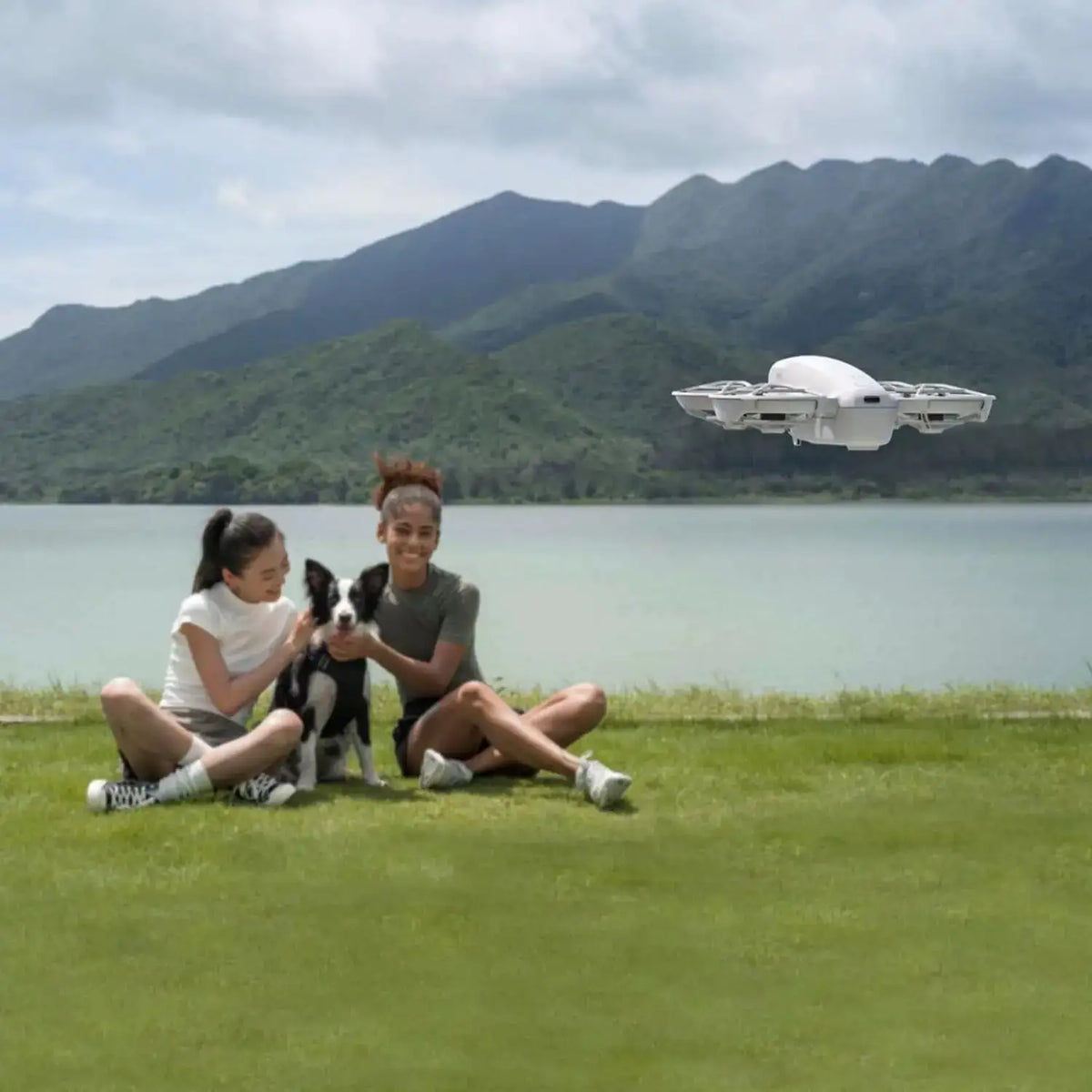 Dji Neo Drone - Cam Palm Takeoff — product view 6