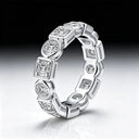 Carat Round Emerald Heart D