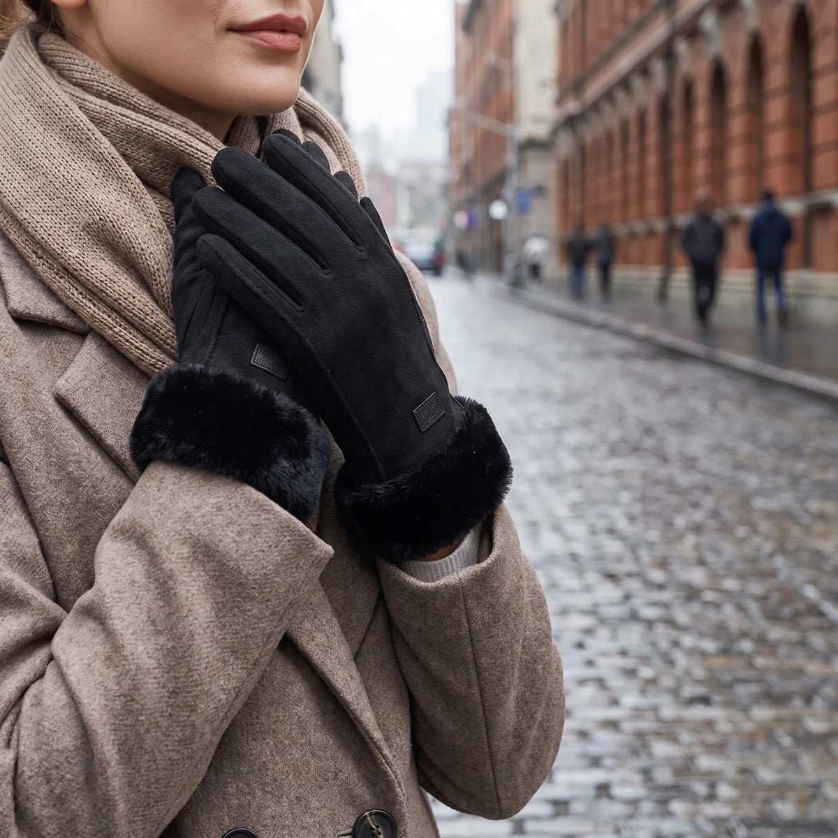 Velvet Slit Winter Knit Gloves