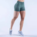 Women's Seamless Scrunch Butt Biker Shorts - Stylish Yoga Wear