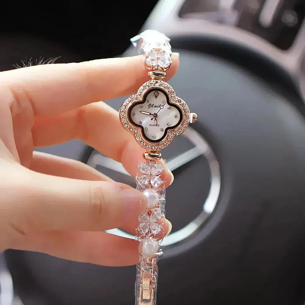 Luxury Womens Watch Elegant Diamond Pearl Clover Timepiece
