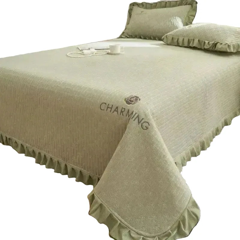 Luxurious Premium Knitted Cotton Ruffle Bedspread Set — product view 1