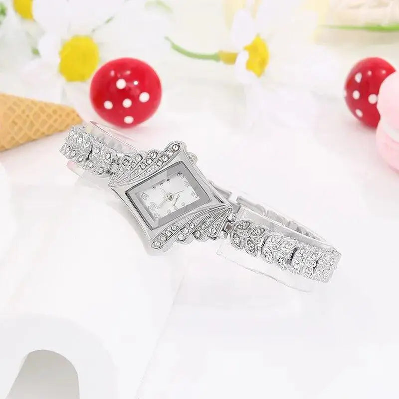 Elegant Heart Rhinestone Womens Watch Luxe Timeless Style