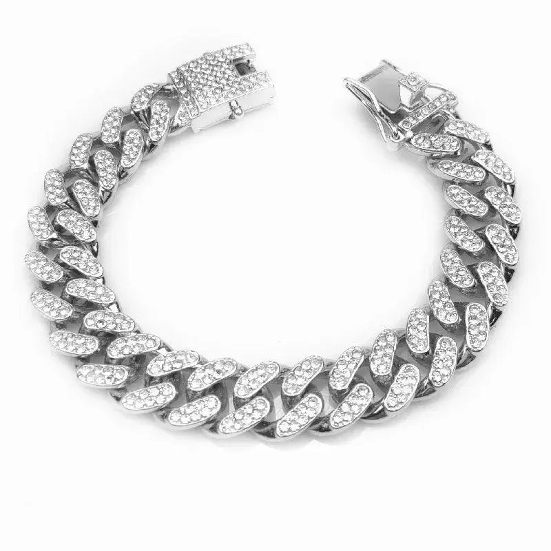 Luxury Diamond Dog Chain Collar For Pets Stylish Design