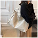 Spacious Tote Bag For Everyday Commute