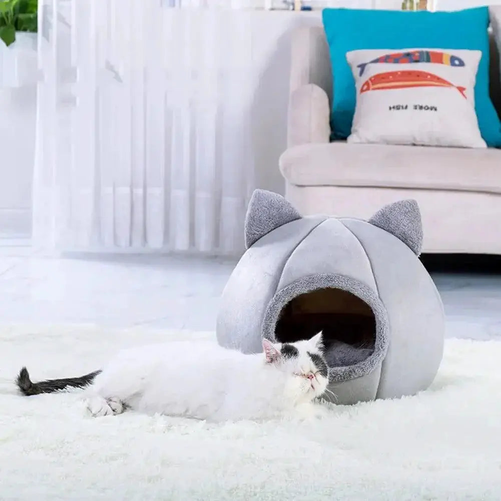 Cozy Selfwarming Cat Cave Bed for Small Pets and Cats
