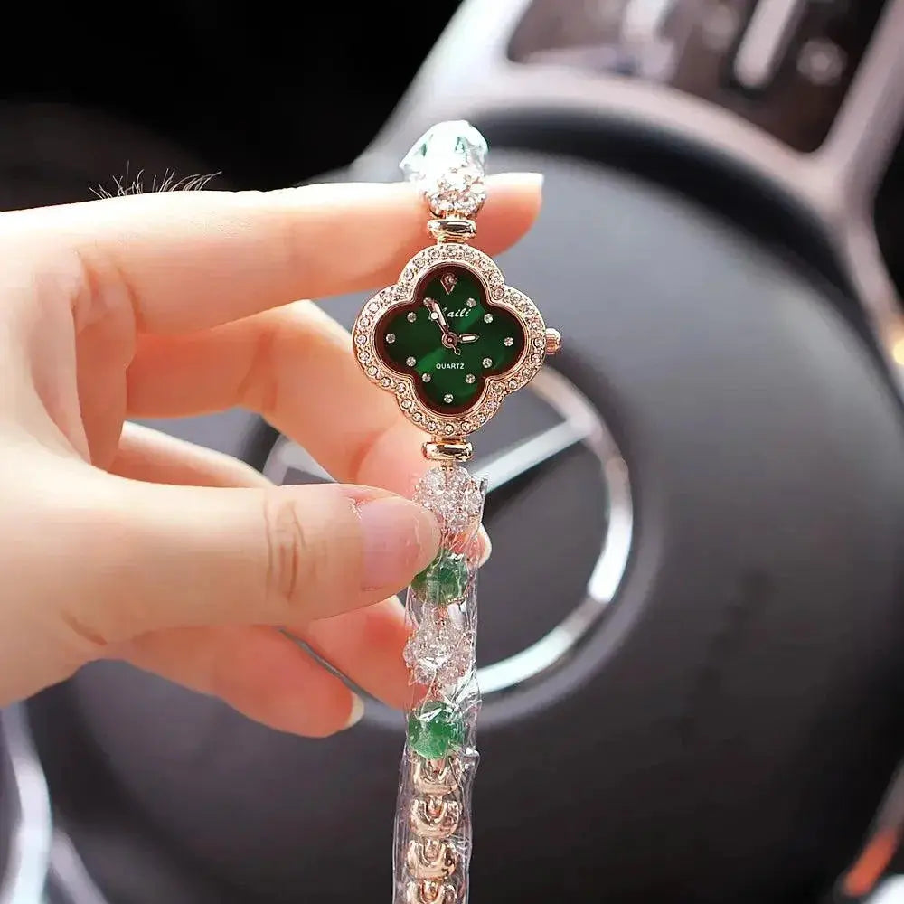 Luxury Womens Watch Elegant Diamond Pearl Clover Timepiece