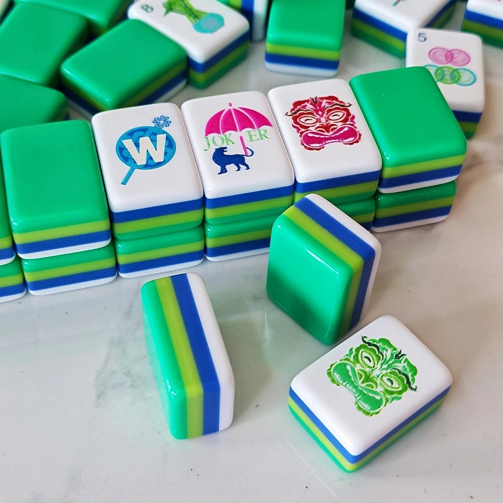 Mahjong Set Family Games