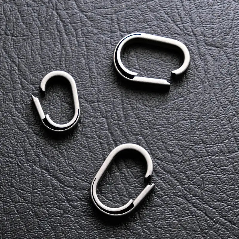 Creative Mini Car Key Chain Connection Buckle Super Light Titanium Quick Detachable Keychain Connecting Ring EDC Accessories