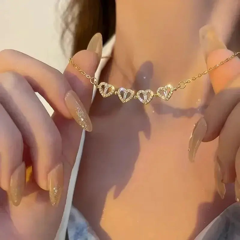 Small And Versatile Light Luxury No Fading Clover Necklace