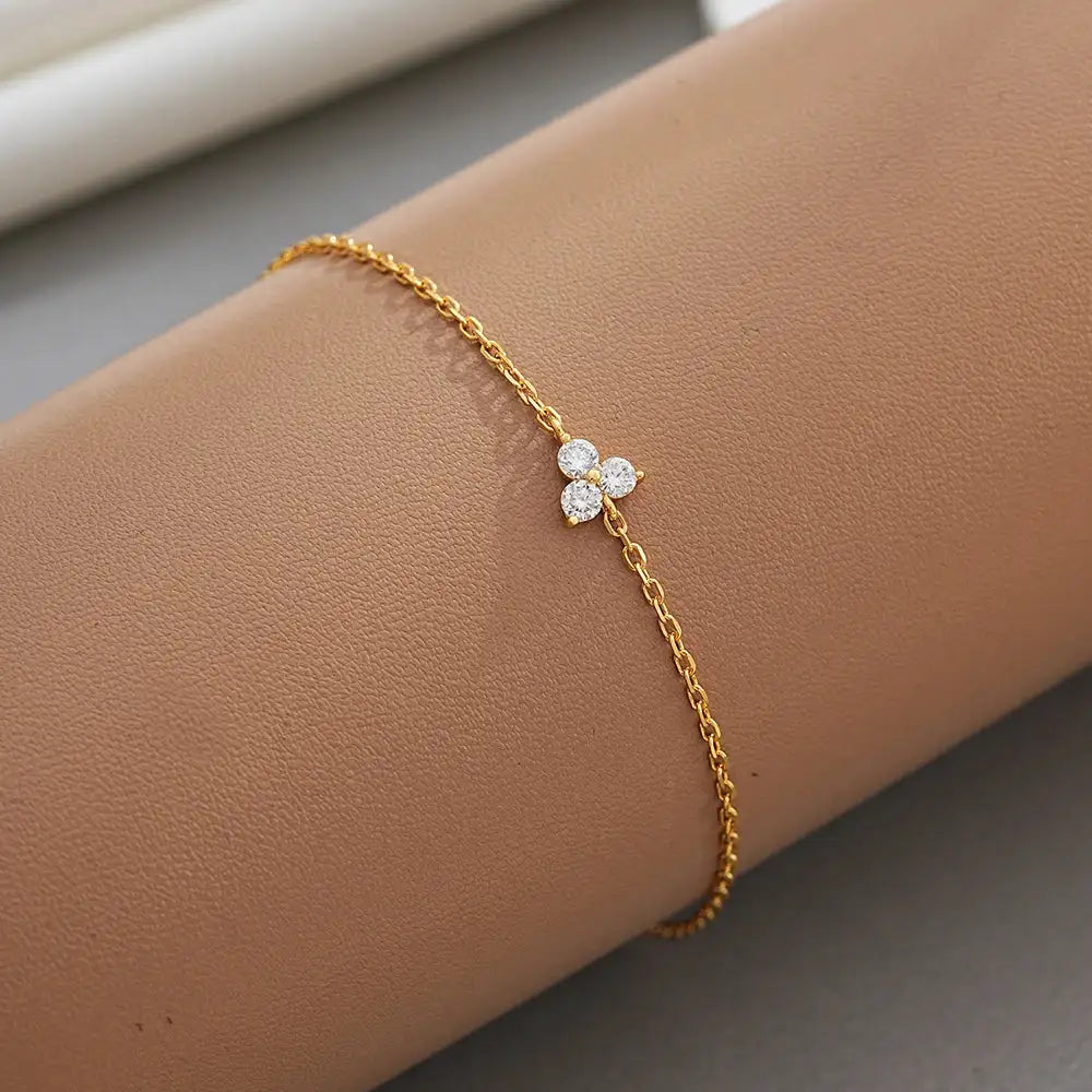 Fashion Women Minimalist Sparkle Flower Bracelet S925 Sterling Silver Moissanite Adjustable Size Jewelry