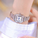 Luxurious Gold Bracelet Watch Elegant Waterproof Timepiece