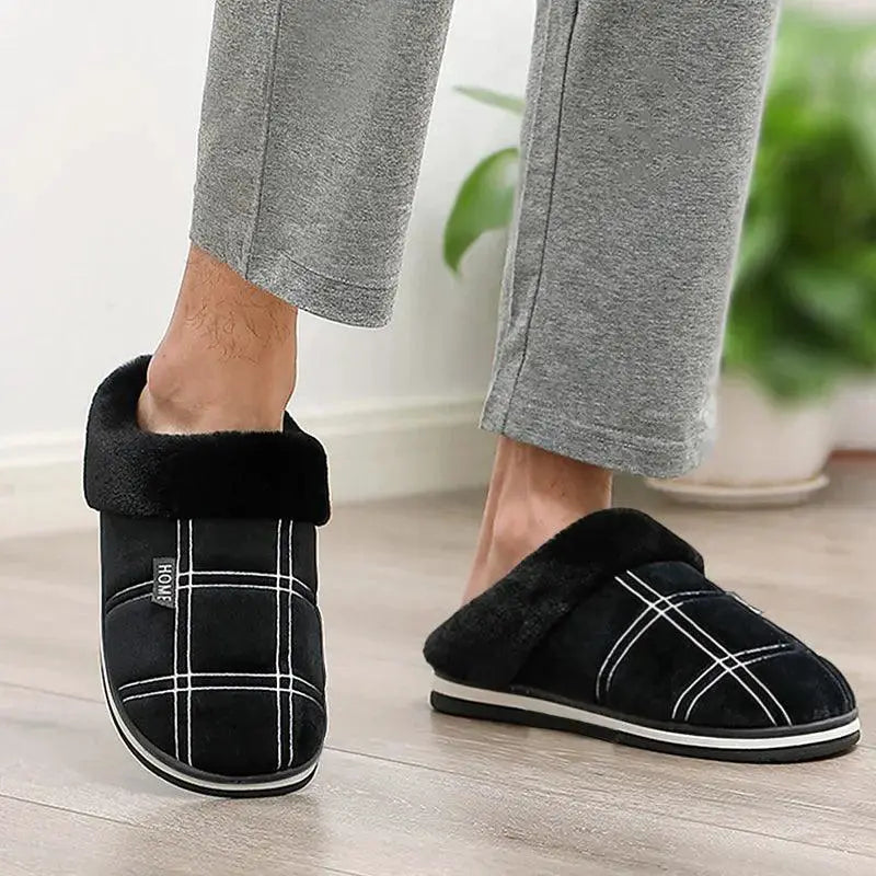 Men Large Plaid Memory Foam Slippers For Cozy Comfort