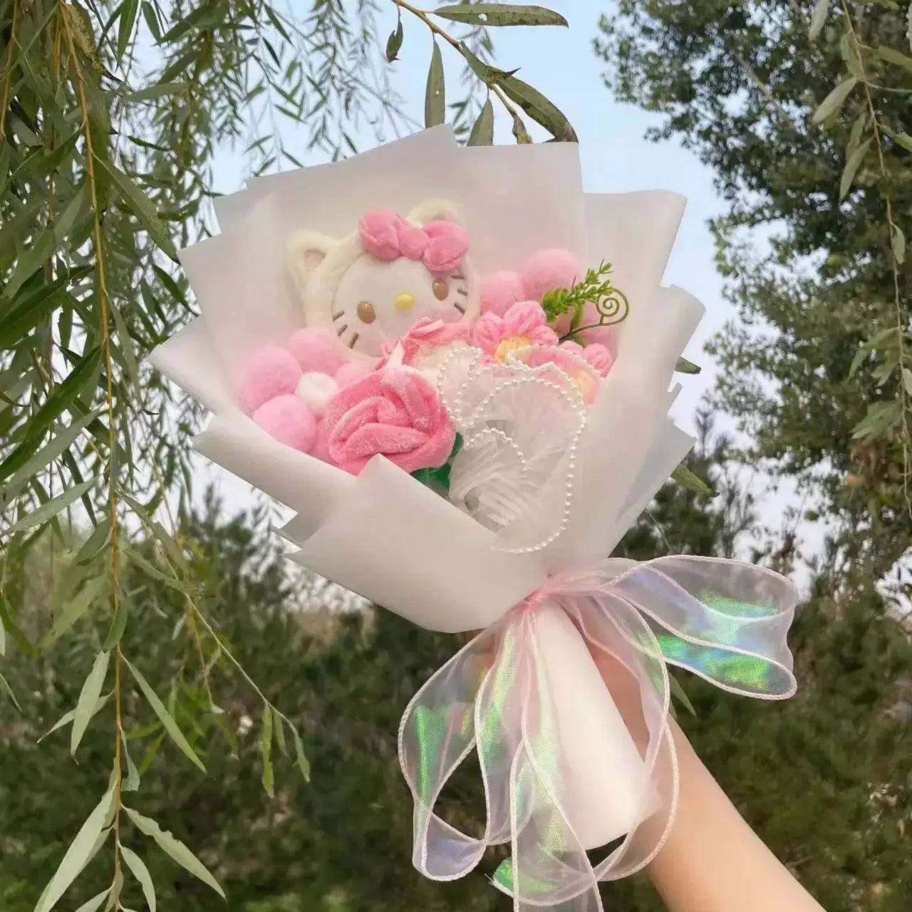 Hello Kitty Plush And Rose Soap Bouquet Gift Set Deluxe
