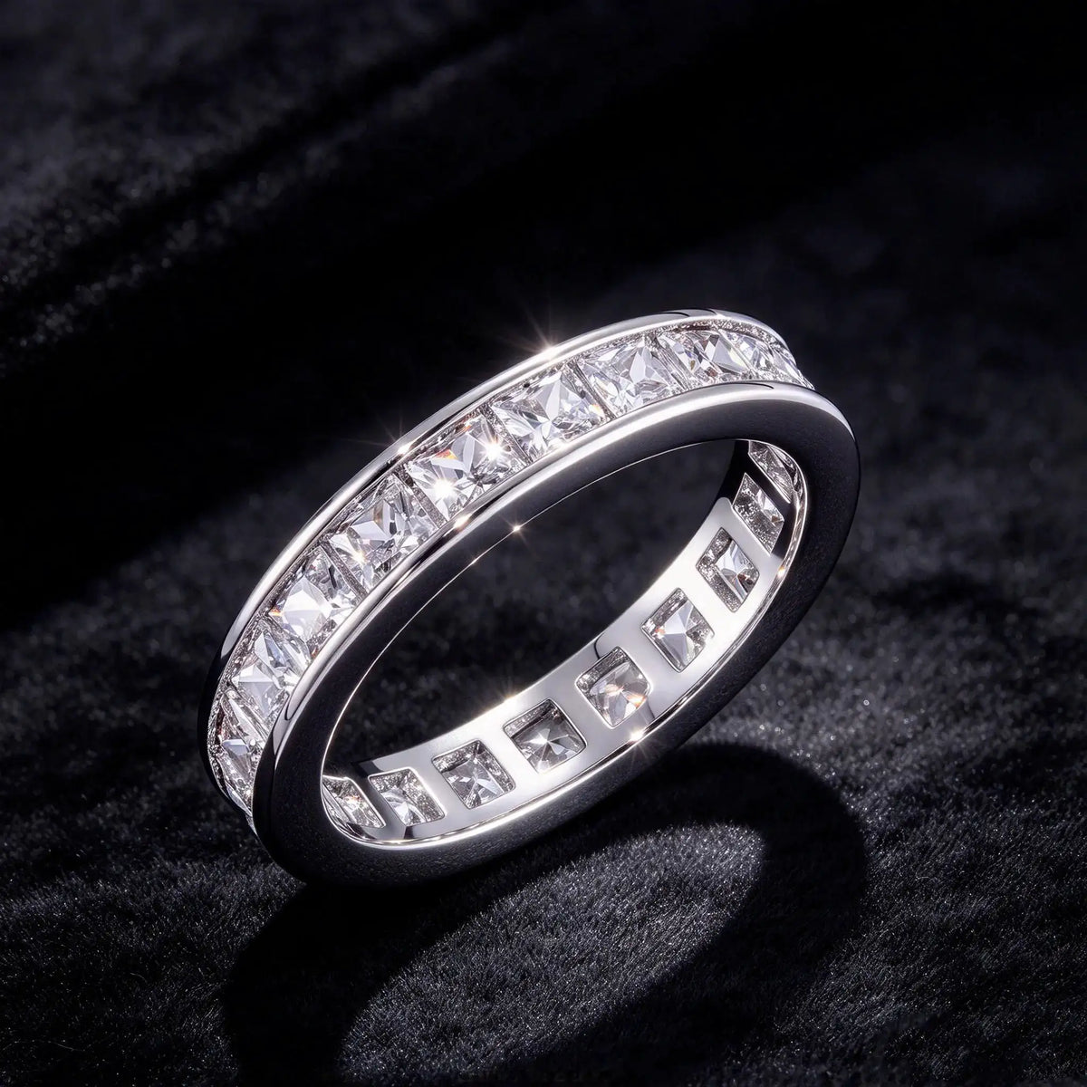 Luxury Zircon Full Circle Couple Ring — product image 5