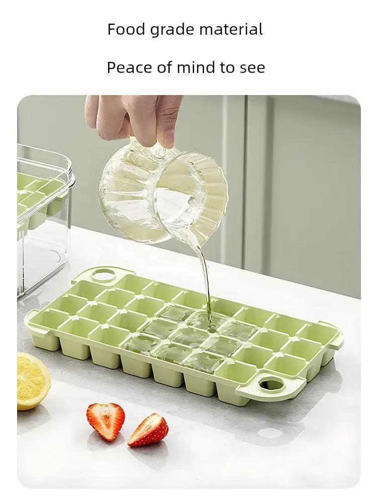 Food Grade Ice Cube Mold Tray Large Capacity For Beverages