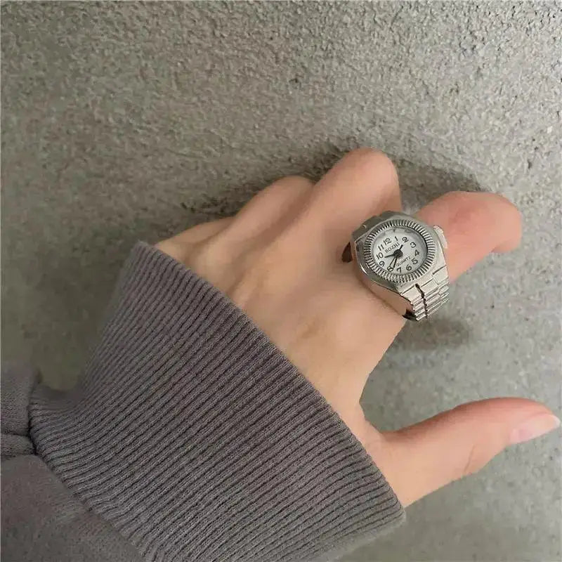 Vintage Punk Roman Quartz Ring Watch Unisex Timepiece