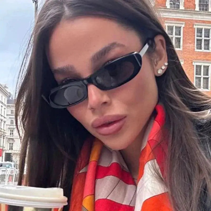 Trendy Womens Retro Oval Sunglasses Small Frame UV400
