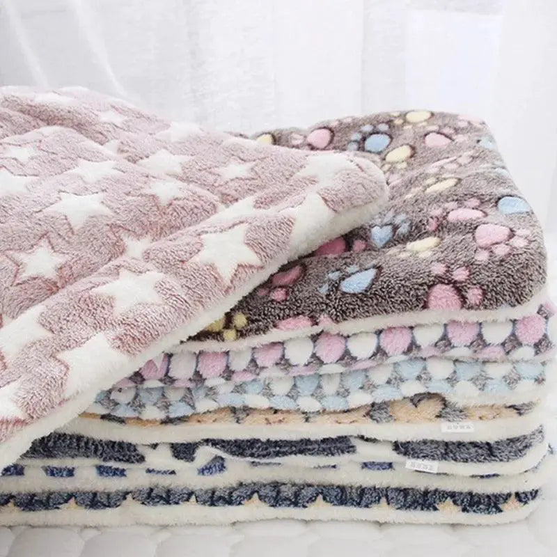 Cozy Pet Blanket Soft Warm Fleece Bear Pattern Pad Cover