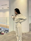 Cozy Women Tracksuit Set for Casual Wear