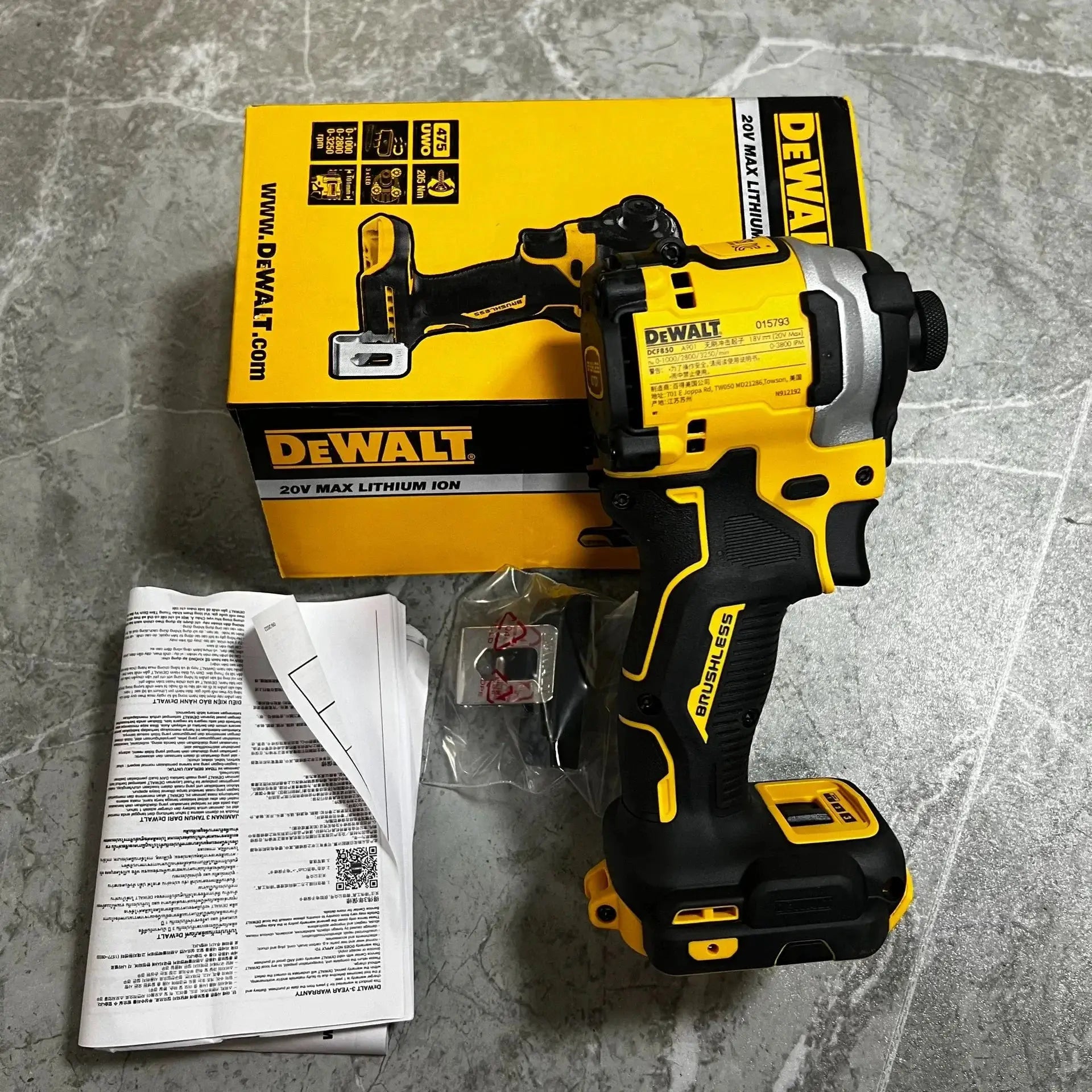 DCF850 Quarter Inch Brushless Cordless Impact Driver Compact