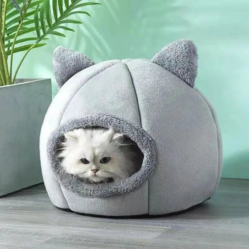 Cozy Selfwarming Cat Cave Bed for Small Pets and Cats